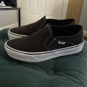 Black slip in 9.5 vans Women